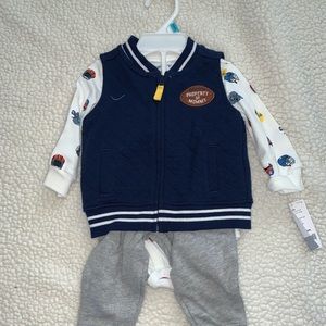 Carter’s 3-piece Church Set